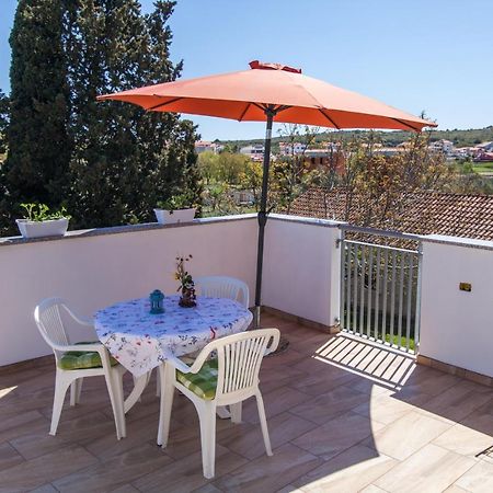 Apartman Kristina Apartment Banjole Exterior photo