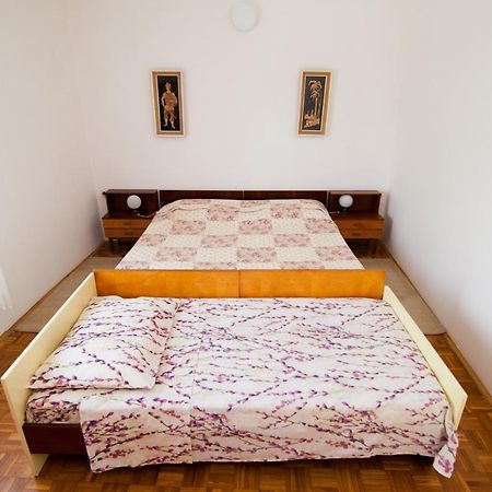 Apartman Kristina Apartment Banjole Exterior photo